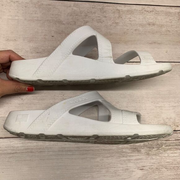 TELIC Women's US 8 White Strappy Lightweight Recovery Slip On Slide Sandals - Picture 2 of 11